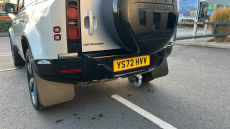 Land Rover Defender 3.0 D250 X-Dynamic SE 110 5dr Auto Diesel Estate